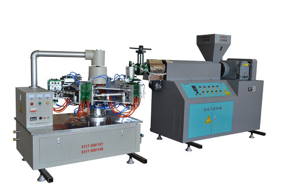 Phẩm chất  6 Station Automatic Bottle Making Machine 1.5kw Blow Molding Equipment 1000pcs/H Nhà máy