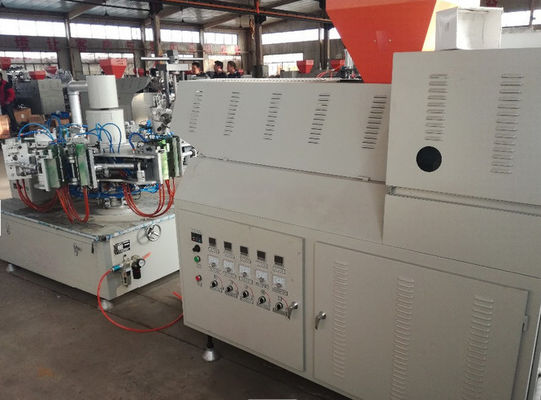 Máy thổi khuôn nhựa nhỏ 7,5KW 4 trạm PP 1000ml