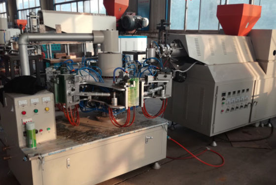 Máy thổi khuôn 13r / phút 1 lít Máy đóng chai 0,7Mpa 2500 chiếc / H