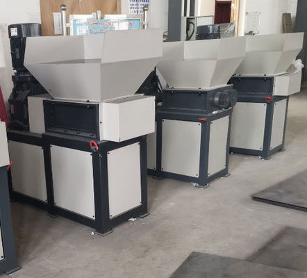 Máy phụ trợ ISO9001 Máy nghiền chất thải kim loại 3kW 300kg / H