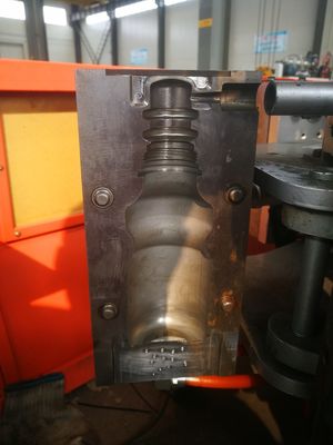 250ml 45 Chai nước bằng thép Khuôn thổi khuôn CNC Rửa