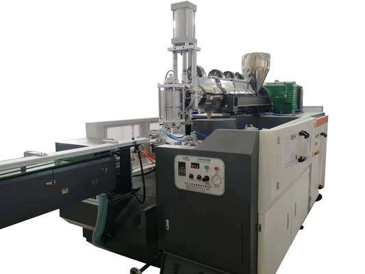Máy thổi chai tự động 40kg / H