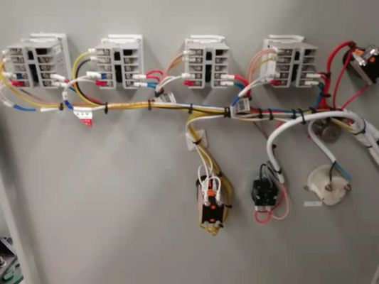 Máy làm đế giày thủy lực 68kN PE Blow Molding Điều khiển PLC