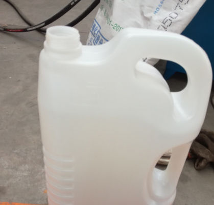 3 Ltr Máy thổi khuôn Jerry có thể thổi Máy làm bằng nhựa PE Máy làm Jerry có thể 6000kg