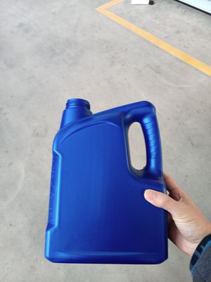 Máy thổi khuôn dạng chai 3 lít Delta Jerry có thể