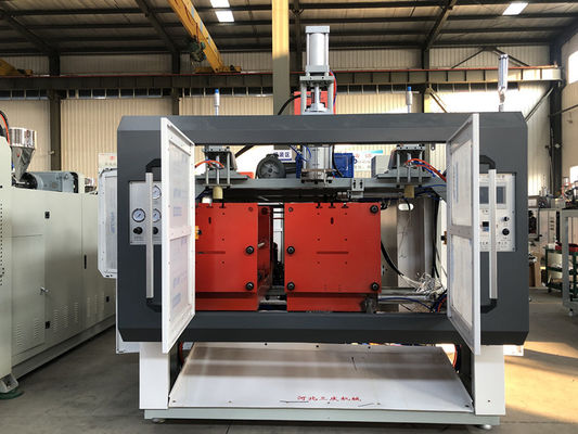 Máy thổi khuôn TPU 5 lít tiết kiệm